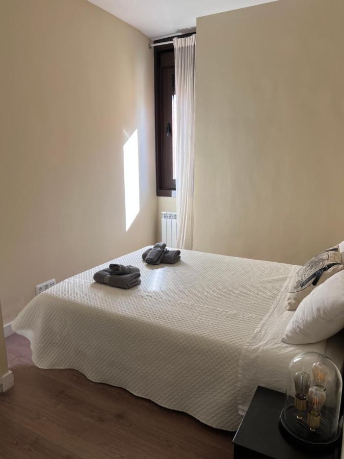 Apartment In Monumental Square Madrid Center Ngoại thất bức ảnh